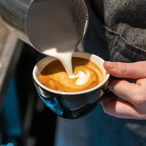 https://cosa-hotel.top-hotels-christchurch.com